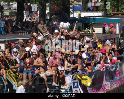 Amsterdam Gay Pride 2013 Boot Nr. 41 pic2 Stockfoto