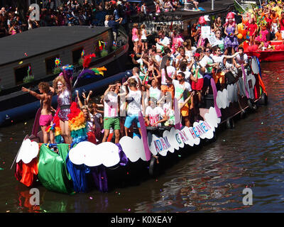 Amsterdam Gay Pride 2013 Boot Nr. 34 pic 6. Stockfoto