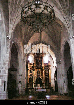 Ampudia Colegiata de San Miguel, 02. Stockfoto