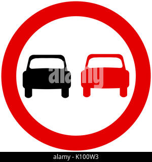 Überholverbot Verkehrsschild auf weißem Hintergrund Stockfoto