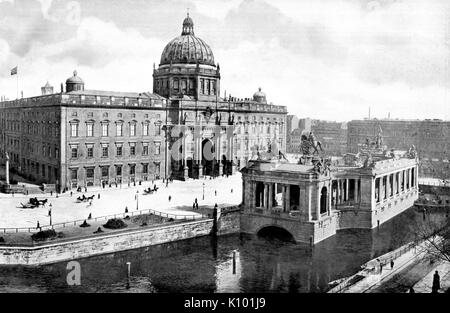 Berlin Nationaldenkmal Kaiser Wilhelm mit Schloss 1900 Stockfoto