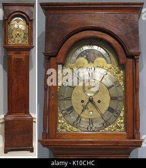 Amerikanische Groß Clock von John Wood, Jr., c vorgenommen. 1760 93, Holz, Nussbaum Furnier- und Messing, Dayton Art Institute Stockfoto