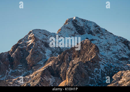 Triglav - höchsten slowenischen Berg. Blick von Debela Pec Berg. Stockfoto