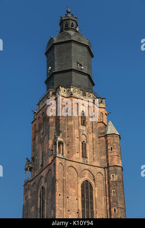 Oben in der St. Elisabeth Kirche Turm in Wroclaw, Polen. Stockfoto