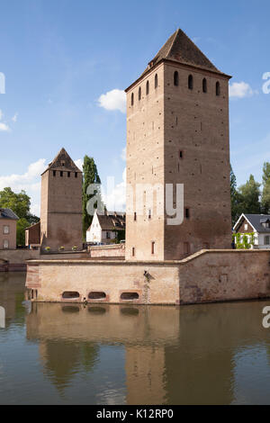 Türme an den Ponts Couverts Brücke, Straßburg, Elsass, Frankreich, Europa, Stockfoto