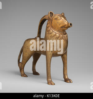 Aquamanile in Form eines Löwen MET DP 123791 Stockfoto