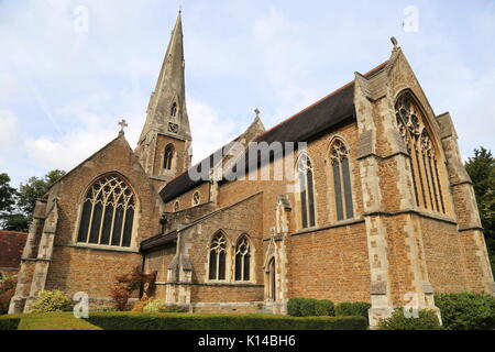 St. James' Church, die Church Street, Weybridge, Surrey, England, Großbritannien, USA, UK, Europa Stockfoto