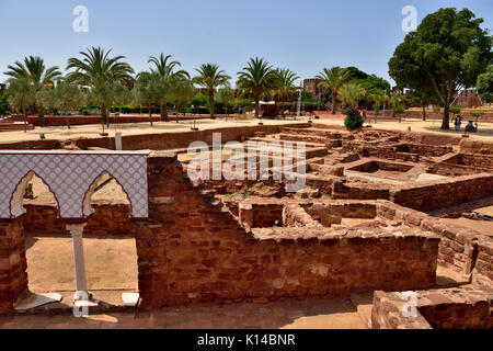 Grundstück in Silves, Algarve, Portugal, der alten maurischen Burg beeinflusst Stockfoto