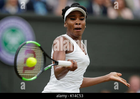 Venus Williams aus den USA an der Wimbledon Championships 2017 Stockfoto