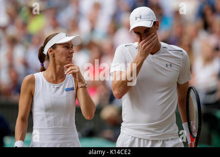 Martina Hingis und Jamie Murray im gemischten Doppel Finale - Wimbledon Championships 2017 Stockfoto