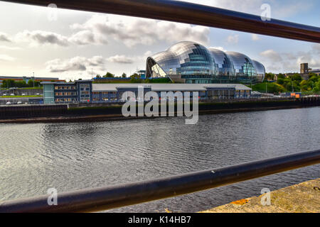 Gateshead Kai, Salbei und Royal Navy Stockfoto