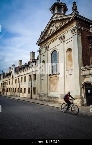 Pembroke College der Universität Cambridge - Äußere des Pembroke College, im Jahre 1347 gegründet, im Zentrum von Cambridge Großbritannien Stockfoto