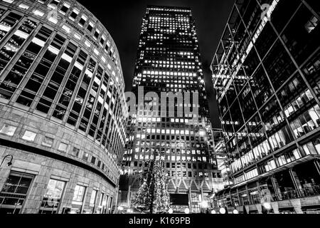 Wide Angle Shot von Reuters Plaza in Canary Wharf in London - London/England - Dezember 6, 2017 Stockfoto