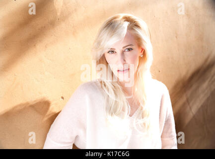 Louise Linton in Los Angeles Kalifornien am 26. März 2016 Stockfoto