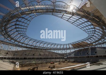 (170825) - SARANSK, Aug 25, 2017 (Xinhua) - Foto am 12.08.22, zeigt die Wolgograd Arena, die am Ufer des Flusses Wolga gelegen, Host 4 Gruppe Stadien Spiele bei der FIFA WM 2018. Die Arena hat eine Kapazität von 45061 Personen. Nach Ansicht der Beamten, die Arena wird im Dezember 2017 abgeschlossen sein. (Xinhua / Wu Zhuang) Stockfoto