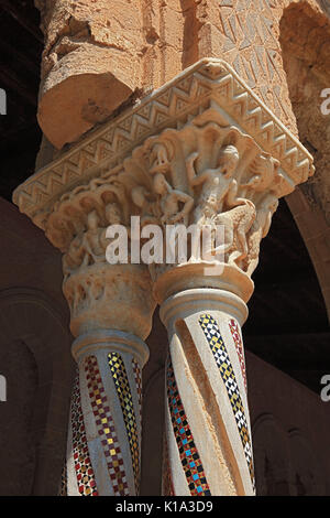 Sizilien, stadt von Monreale, die Kathedrale Santa Maria Nuova, Details an der Spalten im Kreuzgang der Abtei, Unesco Stockfoto