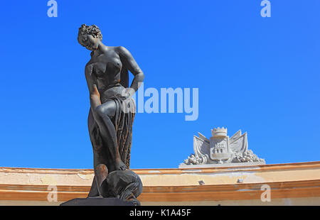 Sizilien, Stadt Trapani, der Springbrunnen Statue Venus Anadyomene am Fischmarkt, Fontana di Venere Anadiomene an der Piazza Mercato del Pesce Stockfoto