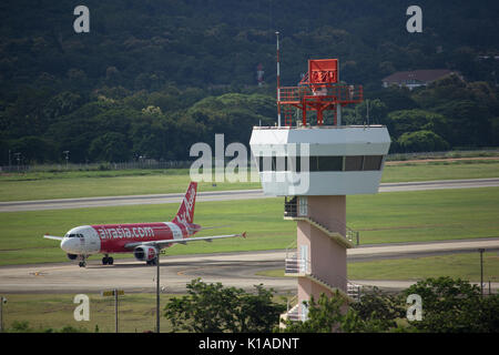 CHIANG MAI, THAILAND - 23. AUGUST 2017: Air Control Tower von Chiangmai International Airport. Nabe der Norden Thailand Air Transport. Stockfoto