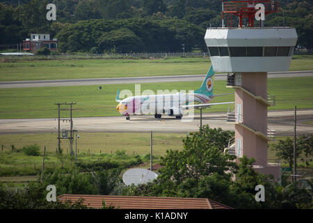 CHIANG MAI, THAILAND - 23. AUGUST 2017: Air Control Tower von Chiangmai International Airport. Nabe der Norden Thailand Air Transport. Stockfoto