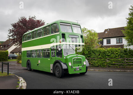 Ein vintage Bristol Lodekka Bus in grün. Stockfoto
