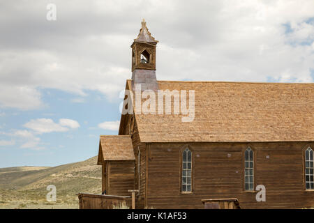 Die Außenseite des Holz- Methodistische Kirche in Bodie State Historic Park, Stockfoto