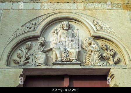 South Tympanon, Abbaye Sainte-Marie-Madeleine, Vézelay, Burgund, Frankreich. Stockfoto