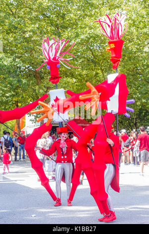 Kaleidoskop auf Parade, Tänzer, PNE, Vancouver, British Columbia, Kanada. Stockfoto