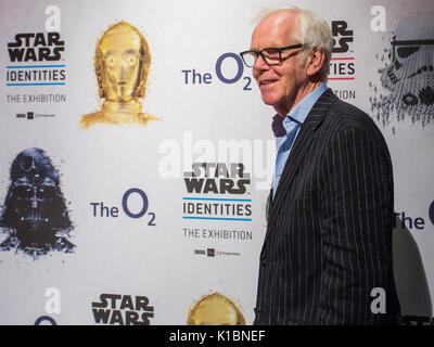 Jeremy Bulloch, die legendären Star Wars™ Figur Boba Fett gespielt besucht STAR WARS Identitäten: Die Ausstellung in der O2, London, UK bietet: Jeremy Bulloch Wo: London, England, Großbritannien Wann: 26 Aug 2017 Quelle: Wheatley/WANN Stockfoto