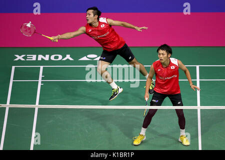 Japans Takeshi Kamura (unten) und Keigo Sonoda in Ihrem Halb Finale am Tag sechs der BWF-Weltmeisterschaften 2017 im Emirates Arena, Glasgow. PRESS ASSOCIATION Foto. Bild Datum: Samstag, 26 August, 2017. Siehe PA Geschichte BADMINTON Welt. Photo Credit: Jane Barlow/PA-Kabel. Einschränkungen: Nur für den redaktionellen Gebrauch bestimmt. Keine kommerzielle Nutzung. Stockfoto