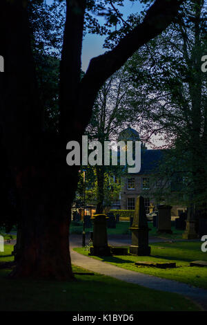 Schottland - Kelso Abbey Kirchhof Abend, mit LED-Beleuchtung Stockfoto