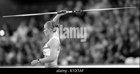 London, Großbritannien. 08-Aug-17. Ásdís HJÁLMSDÓTTIR vertreten Island konkurrieren in der Frauen Speerwerfen Finale bei den 2017, Leichtathletik-WM, Queen Elizabeth Olympic Park, Stratford, London, UK. Foto: Simon Balson/Alamy leben Nachrichten Stockfoto