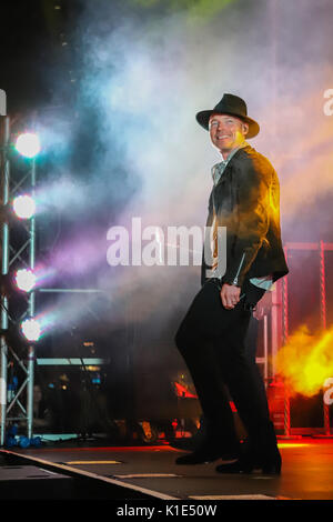 Boyzone bei Hastings Pier Stockfoto