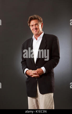 Edinburgh, Schottland, Großbritannien. 27 Aug, 2017. Tag 16 Edinburgh International Book Festival. Bild: Robert McCrum, englischer Schriftsteller und Herausgeber Credit: Pako Mera/Alamy leben Nachrichten Stockfoto