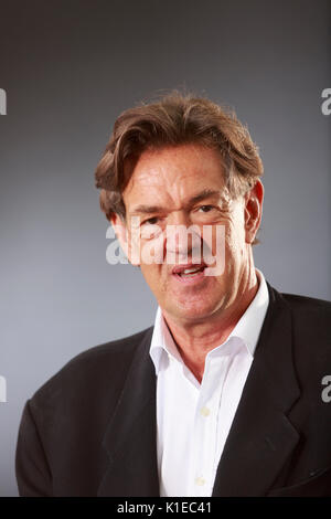 Edinburgh, Schottland, Großbritannien. 27 Aug, 2017. Tag 16 Edinburgh International Book Festival. Bild: Robert McCrum, englischer Schriftsteller und Herausgeber Credit: Pako Mera/Alamy leben Nachrichten Stockfoto