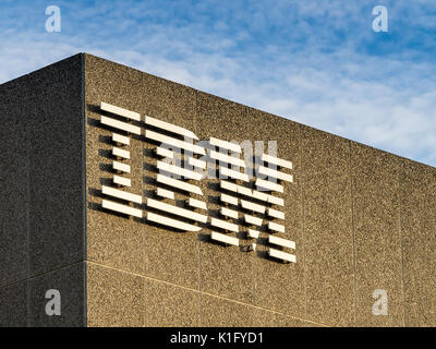 IBM-Logo auf der IBM Southbank Gebäude in London, Großbritannien Stockfoto