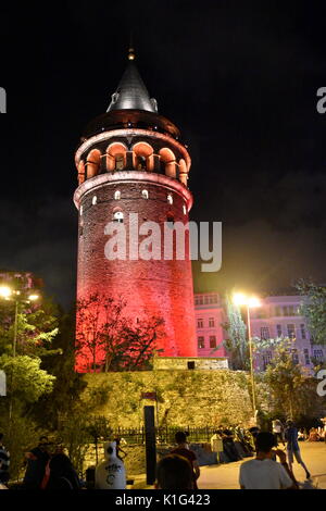 Der Galata Turm genannte Christea Turris von der Genuesischen Galata Turm in den Sonnenuntergang, Istanbul, Türkei Stockfoto