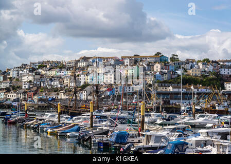 Äußeren Hafen, Brixham, einem kleinen Fischerdorf in der Grafschaft Devon, im Südwesten Englands, Großbritannien Stockfoto