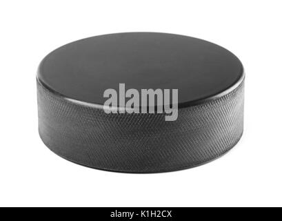 Gummi schwarz hockey puck auf weißem Hintergrund Stockfoto