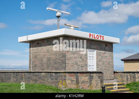 Die Piloten Station über dem Meer Abwehr von Burnham-on-Sea Stockfoto