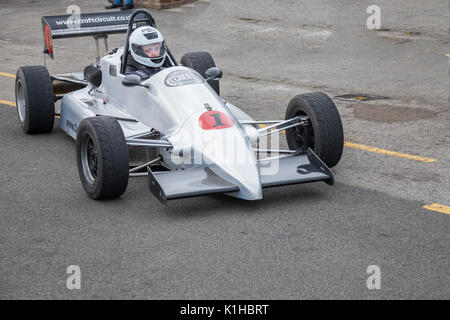 Formel Croft Auto im Croft Rennstrecke, North Yorkshire, England, Großbritannien Stockfoto