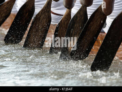 Das Bild der Schlange Boot im Nehru Boat Race Tag, Punnamda Allaepy, See, Kerala, Indien Stockfoto