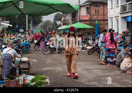 Die Morgen Markt, Hsipaw, Shan Staat, Myanmar. Stockfoto