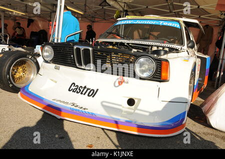 Imola Classic 22 Okt 2016 - BMW 320i Gr.5 1977 angetrieben durch unbekannte, während der Praxis auf Imola, Italien. Stockfoto