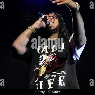 Brick Squads Waka Flocka Flame performs Power 106 'Cali Christmas' Dezember 3,2010 Gibson Amphitheatre Los Angeles. Stockfoto