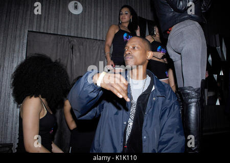 Rapper Kurupt Gotti DPG (c) Parteien Modelle Trousdale für Snoop Dogg's "oggumentary" CD Release März 31,2011 West Hollywood, Stockfoto