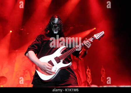 Mick Thomson Slipknot spielt Cypress Hill's Smokeout San Manuel Amphitheatre Oktober 24,2009 San Bernardino. Stockfoto