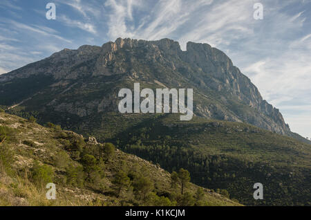 Puig Campana Berg in der Nähe von Altea/Benidorm, Spanien. Stockfoto