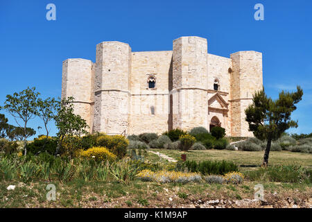 Castel del Monte Schloss, Staufer Kaiser Friedrich II., UNESCO Weltkulturerbe in der Provinz Barletta-Andria-Trani, Apulien Stockfoto