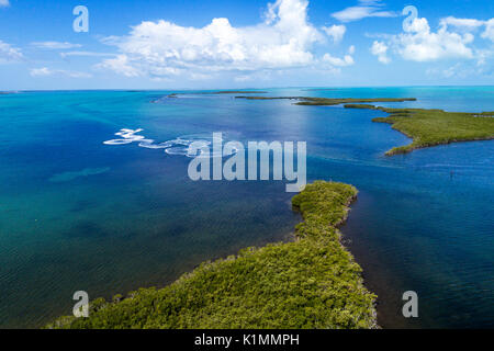 Florida, Florida Keys, Upper, Key Largo, Buttonwood Sound, Florida Bay, Baker Cut, Everglades National Park, Luftaufnahme von oben, FL17081826D Stockfoto