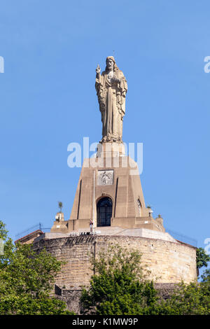 Jesus Christus-Statue auf dem Berg Urgull in San Sebastian. Baskenland, Spanien Stockfoto